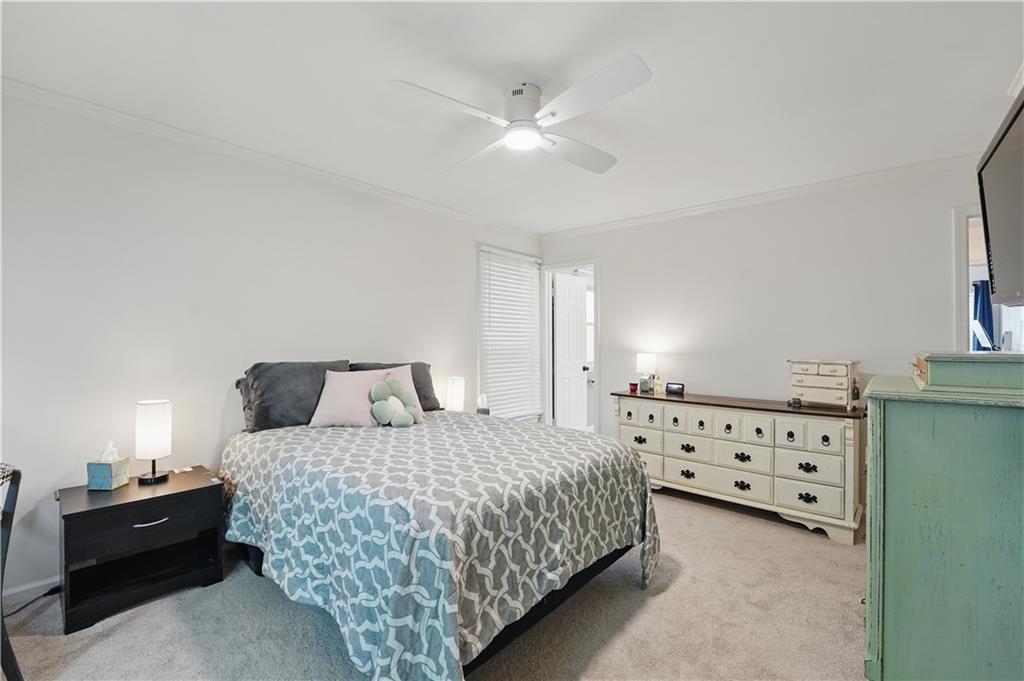 9849 Riggs Overland Park, KS 66212 - Photo 27 of 54