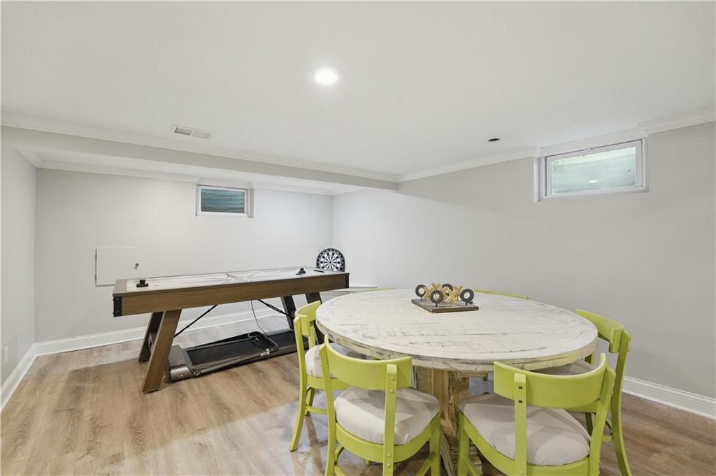 9849 Riggs Overland Park, KS 66212 - Photo 40 of 54