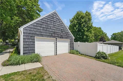 $535,000 | 9849 Riggs, Overland Park, KS 66212