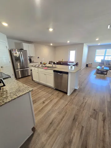 $2,900 | 1964 Catbird Trail, Tallahassee, FL 32311