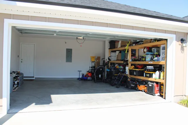 $2,900 | 1964 Catbird Trail, Tallahassee, FL 32311