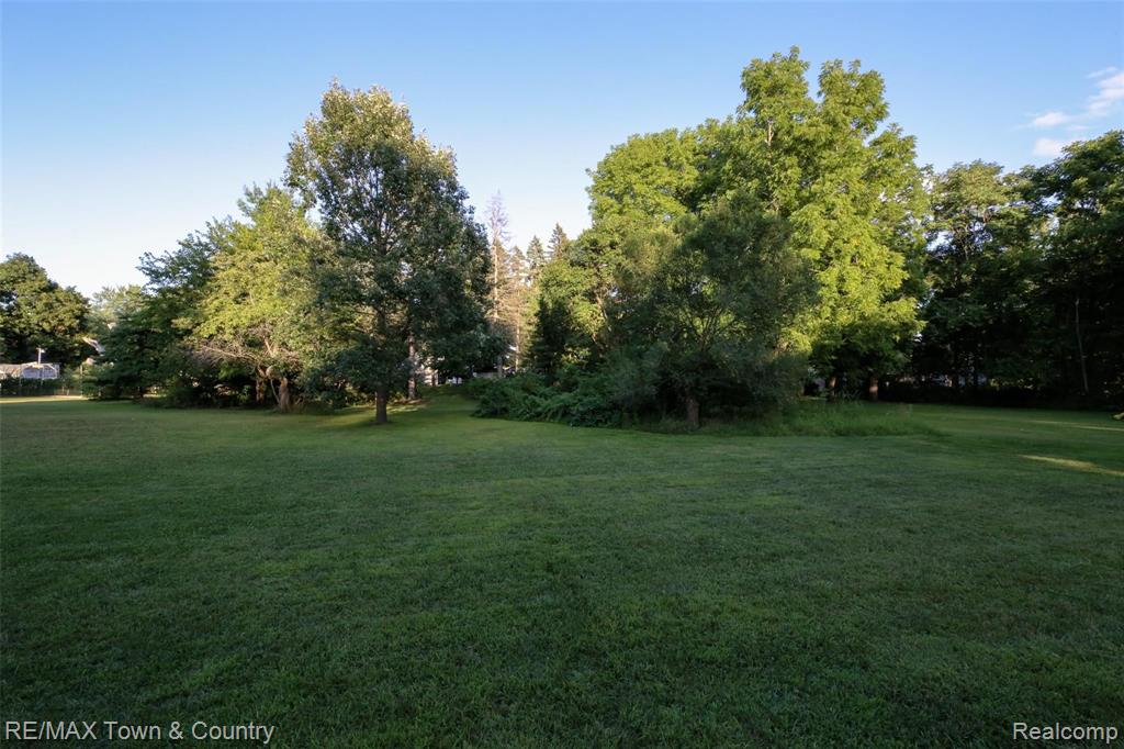 437 Deland Road Flushing, MI 48433 - Photo 42 of 42