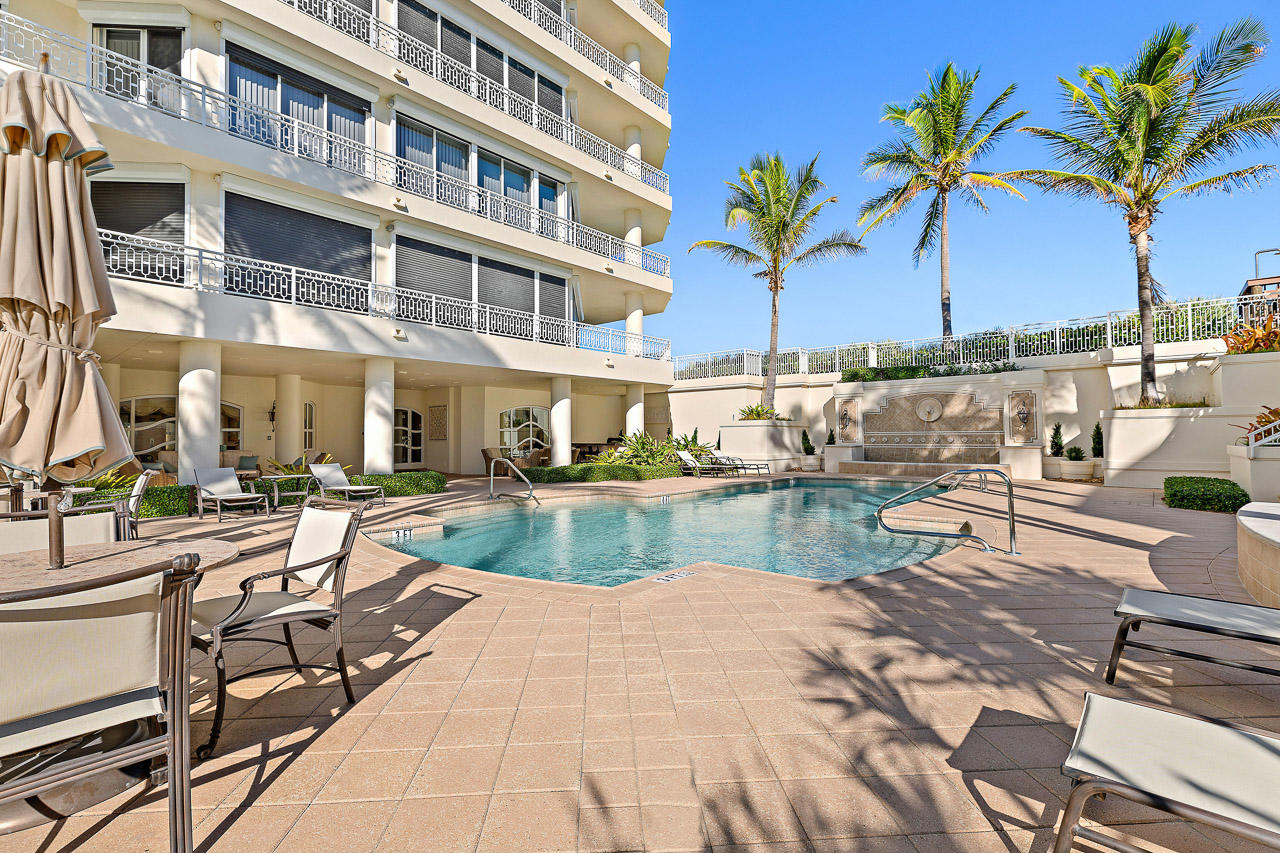 19950 South Beach Road, Unit 9N Jupiter, FL 33469 - Photo 26 of 29 Claridge Pool