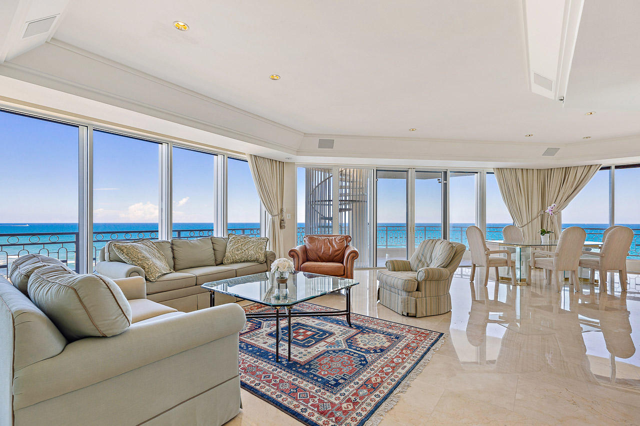 19950 South Beach Road, Unit 9N Jupiter, FL 33469 - Photo 8 of 29 Living Room