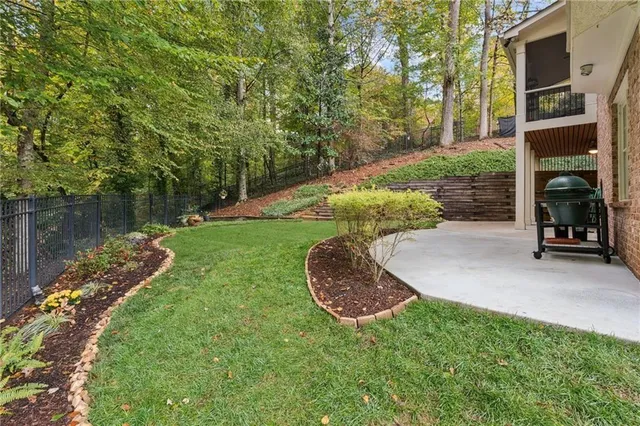 $950,000 | 992 Wescott Lane Northeast, Atlanta, GA 30342