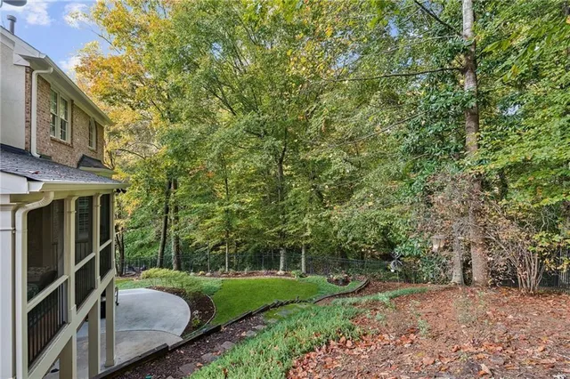 $950,000 | 992 Wescott Lane Northeast, Atlanta, GA 30342