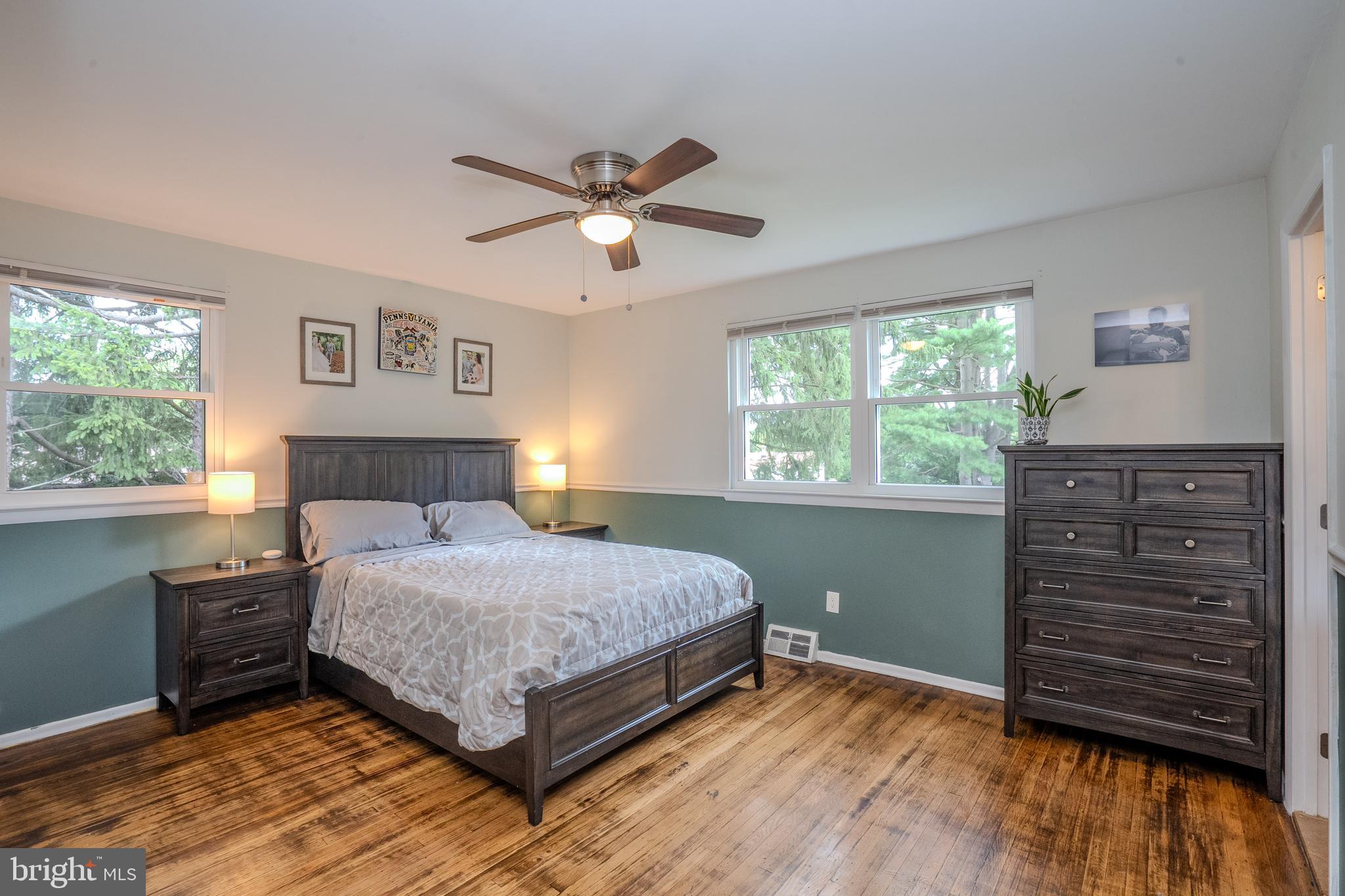 697 Cherry Tree Road Upper Chichester, PA 19014 - Photo 17 of 56