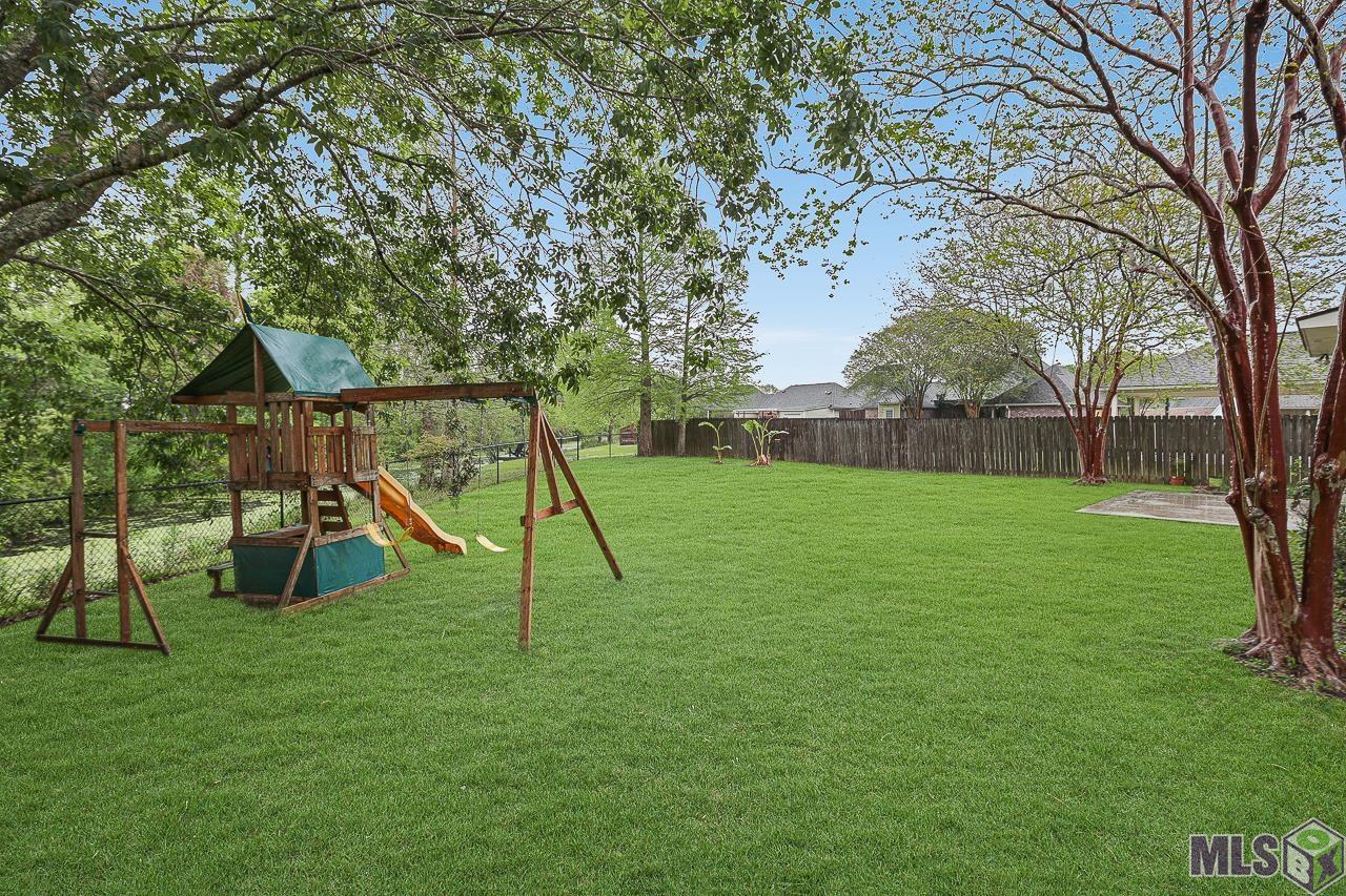 2202 Spring Pointe Drive Baton Rouge, LA 70810 - Photo 2 of 25