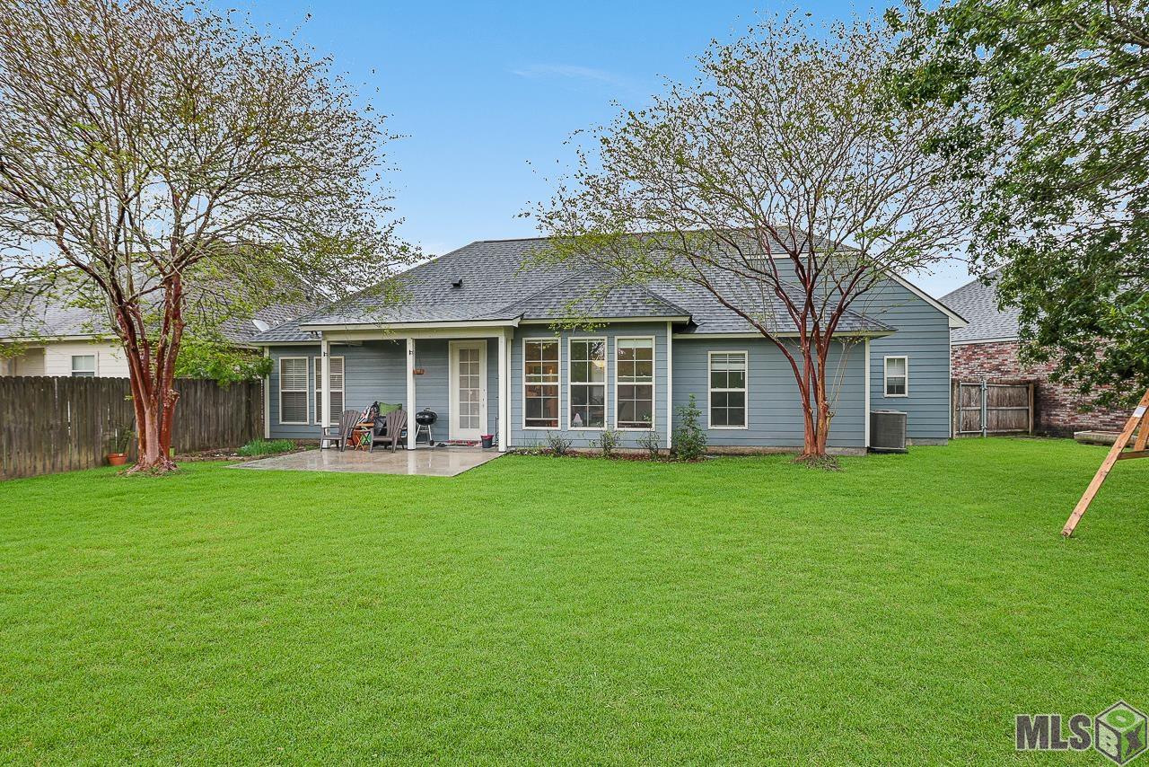 2202 Spring Pointe Drive Baton Rouge, LA 70810 - Photo 3 of 25