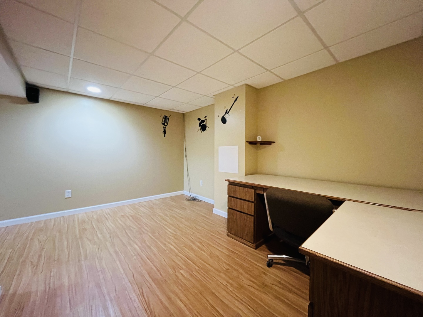1101 Anthony Road Wheeling, IL 60090 - Photo 22 of 32 Gallery Image 22