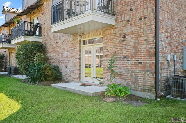 $119,000 | 888 South Kenilworth Parkway, Unit 1A, Baton Rouge, LA 70820