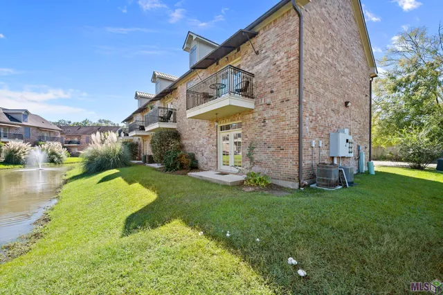 $119,000 | 888 South Kenilworth Parkway, Unit 1A, Baton Rouge, LA 70820