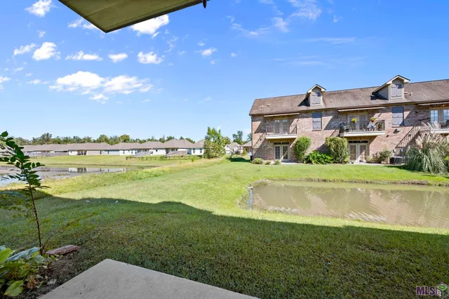 $119,000 | 888 South Kenilworth Parkway, Unit 1A, Baton Rouge, LA 70820