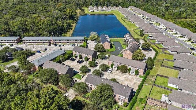 $119,000 | 888 South Kenilworth Parkway, Unit 1A, Baton Rouge, LA 70820
