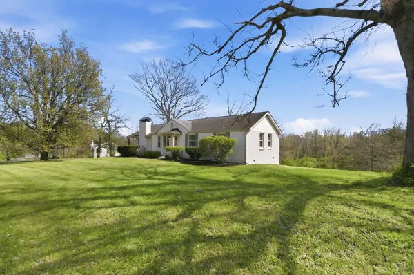 $3,100 | 409 Barbara Drive, Madison, TN 37115