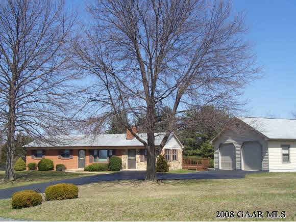front view of house with a yard
