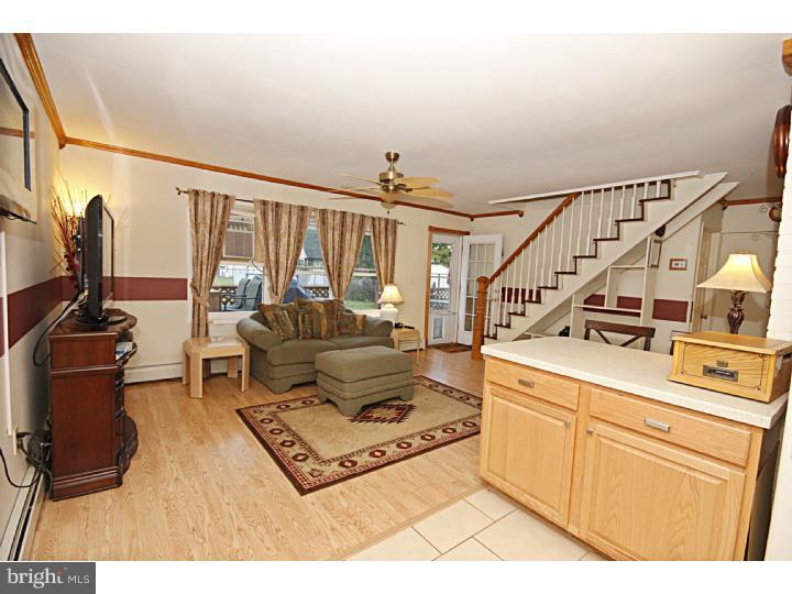 91 Wildflower Road Levittown, PA 19057 - Photo 5 of 16 Gallery Image 5
