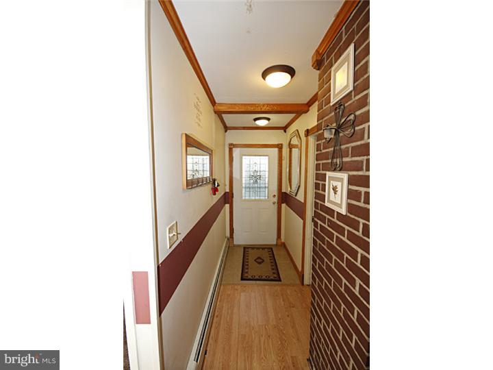 91 Wildflower Road Levittown, PA 19057 - Photo 10 of 16 Gallery Image 10