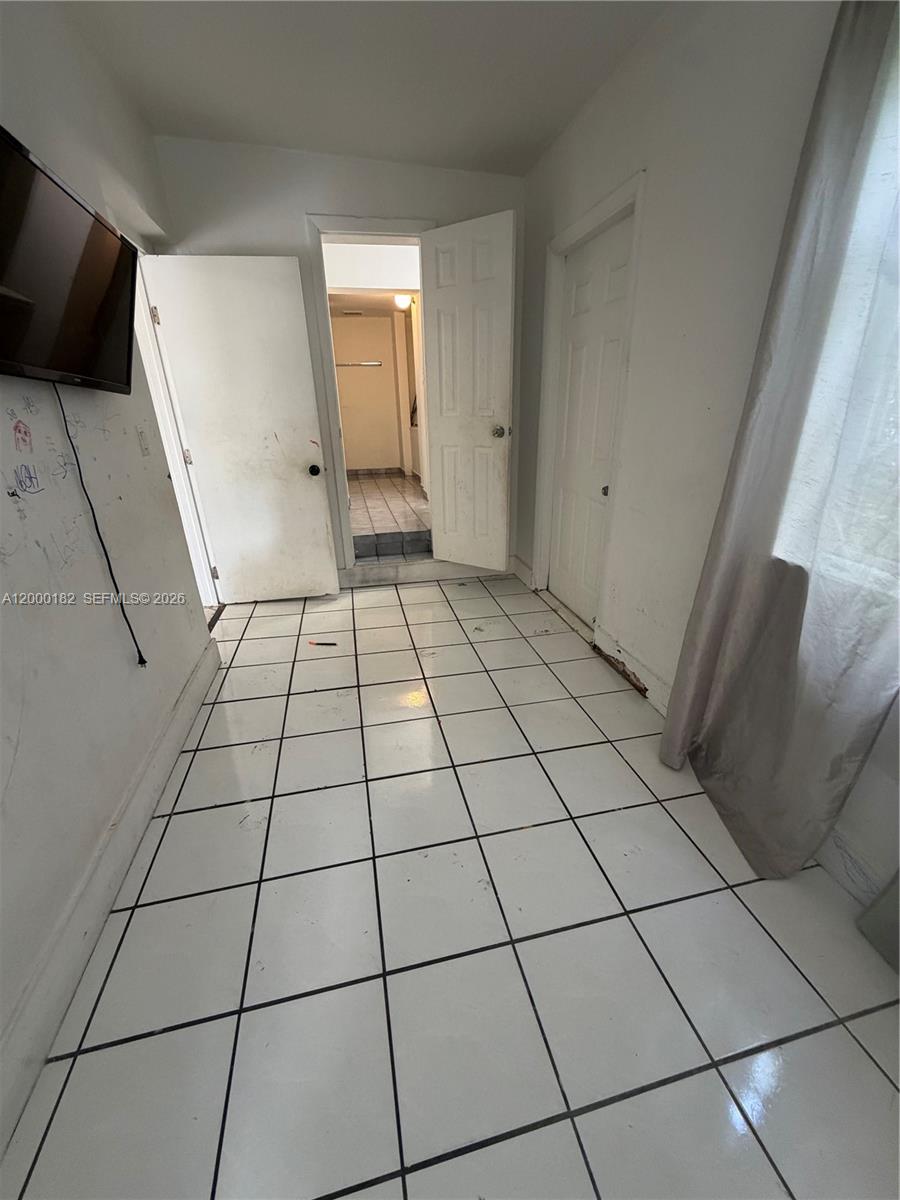 2770 Southwest 33rd Avenue Miami, FL 33133 - Photo 7 of 12