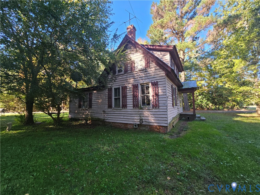 9494 Maryus Road Hayes, VA 23072 - Photo 6 of 23