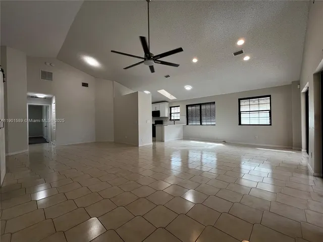 $257,500 | 8079 Popash Court, Boynton Beach, FL 33472