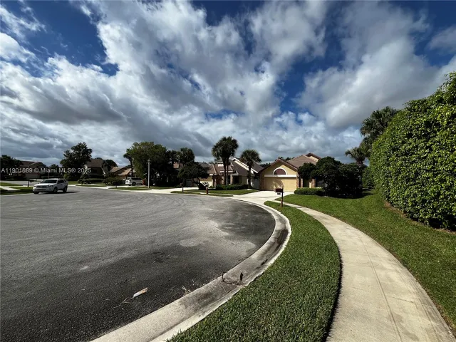 $257,500 | 8079 Popash Court, Boynton Beach, FL 33472