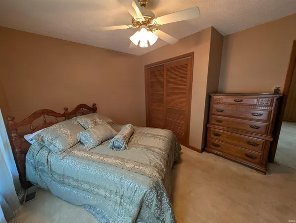 $135,000 | 707 Walnut Street, Lawrenceville, IL 62439