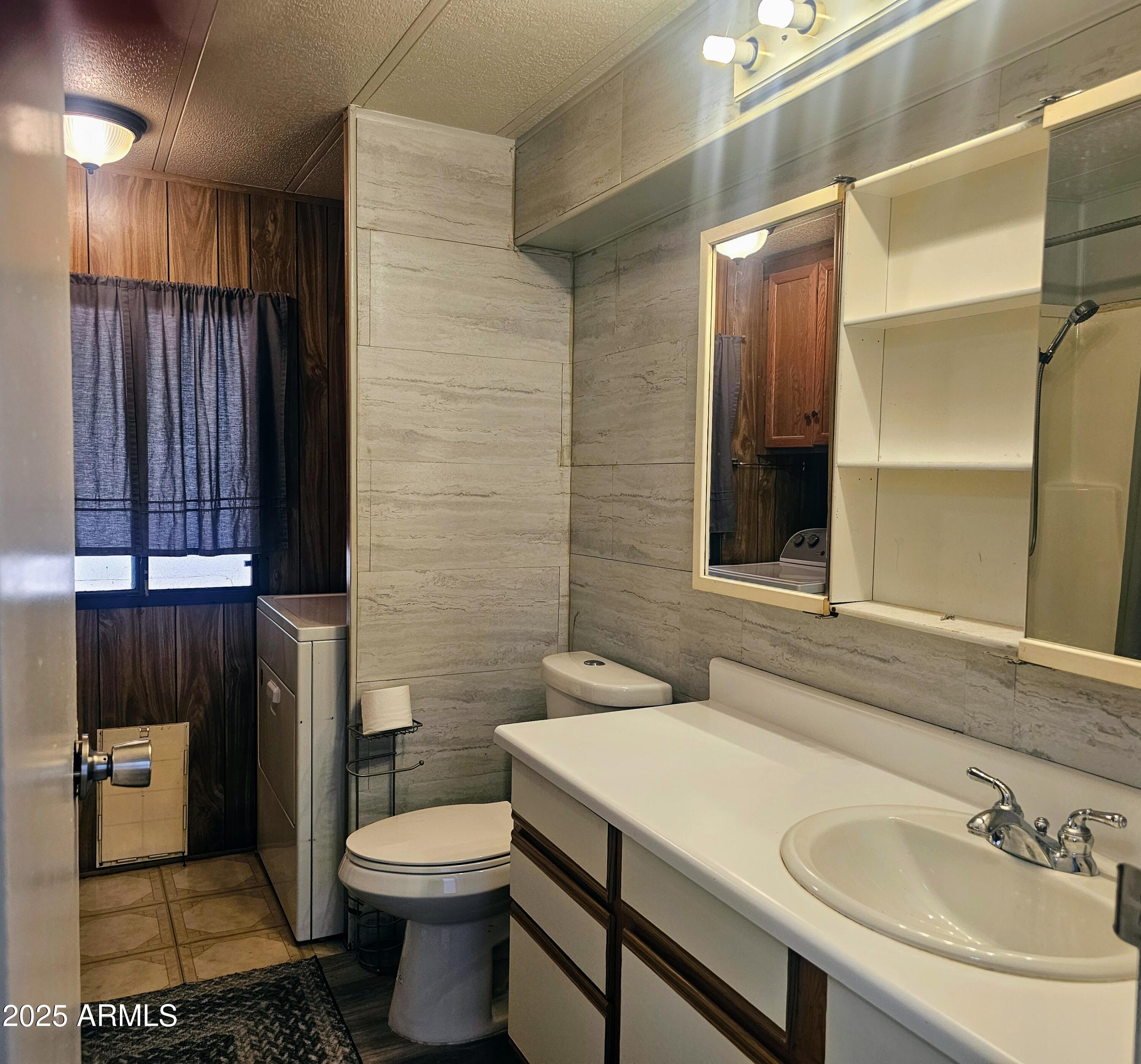 705 East Miller Road, Unit 19 Payson, AZ 85541 - Photo 12 of 20 Bathroom