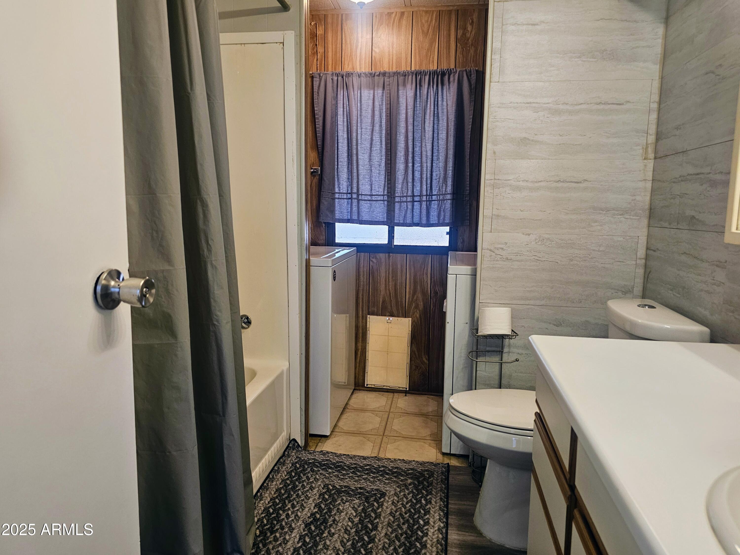 705 East Miller Road, Unit 19 Payson, AZ 85541 - Photo 13 of 20 Bathroom