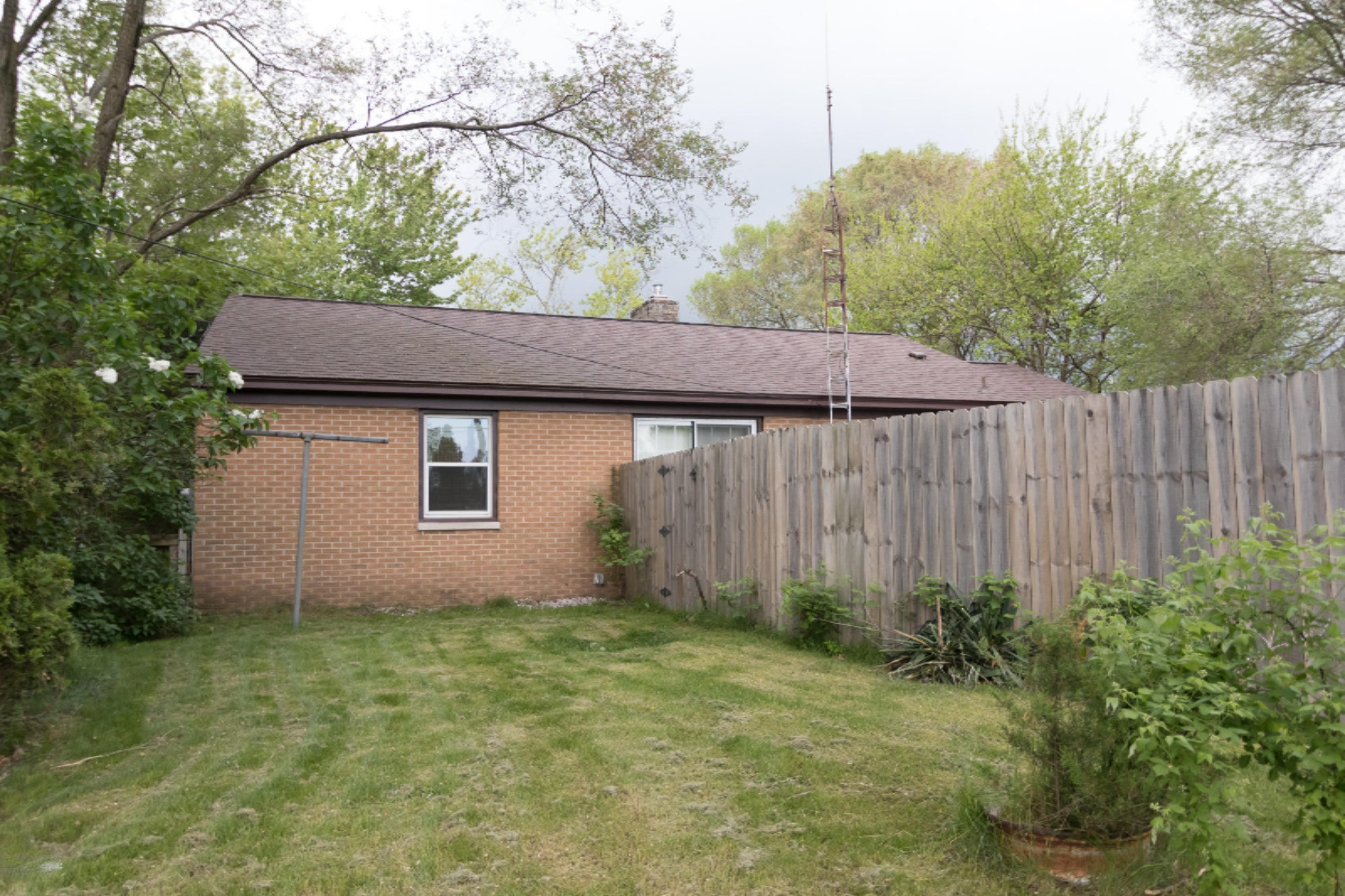 3450 South Dangl Road Muskegon, MI 49444 - Photo 5 of 38 3450-S-Dangl___1 outside_yard-1