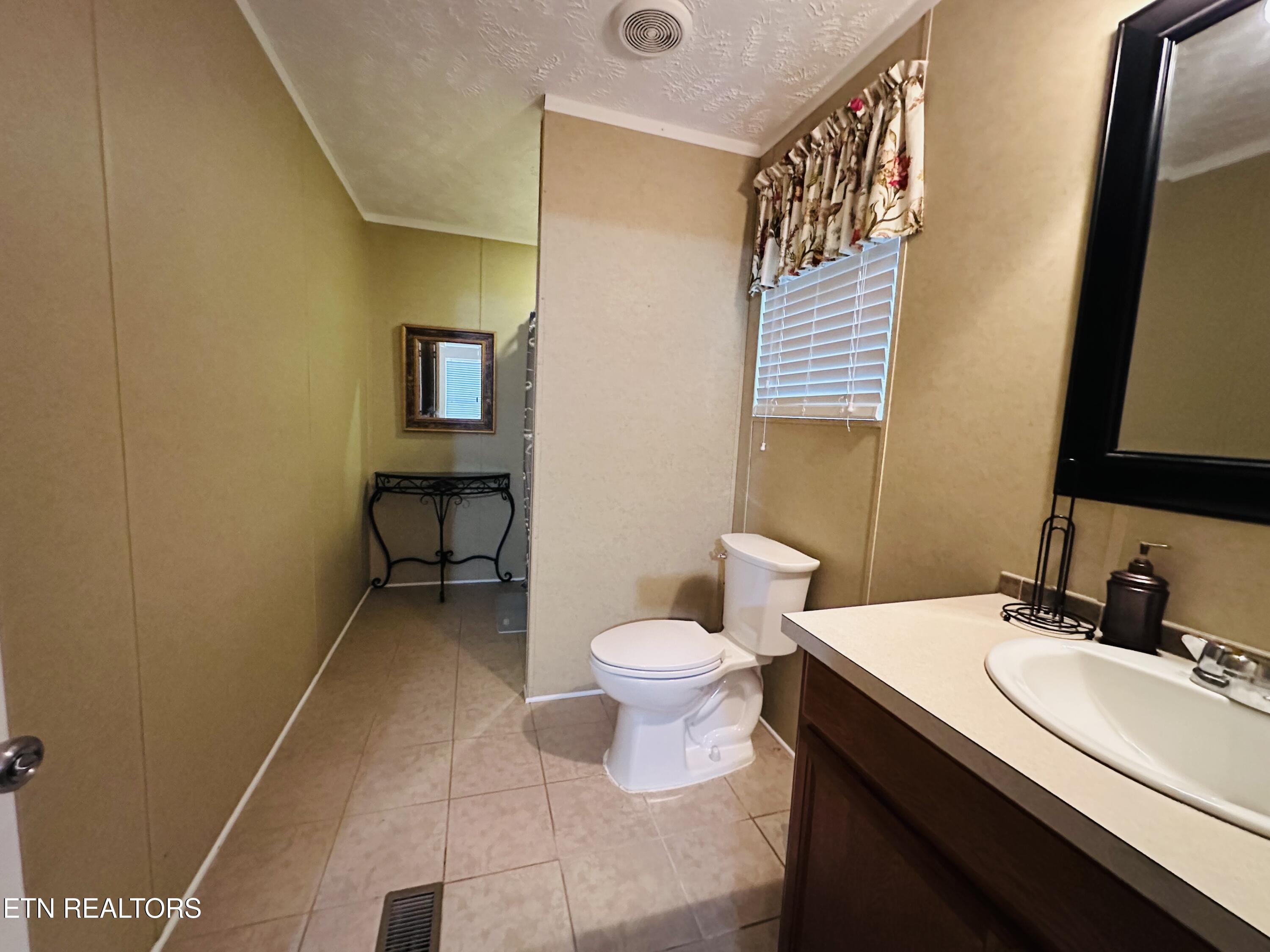 206 Randall Fugate Road Spring City, TN 37381 - Photo 18 of 25 IMG_0524