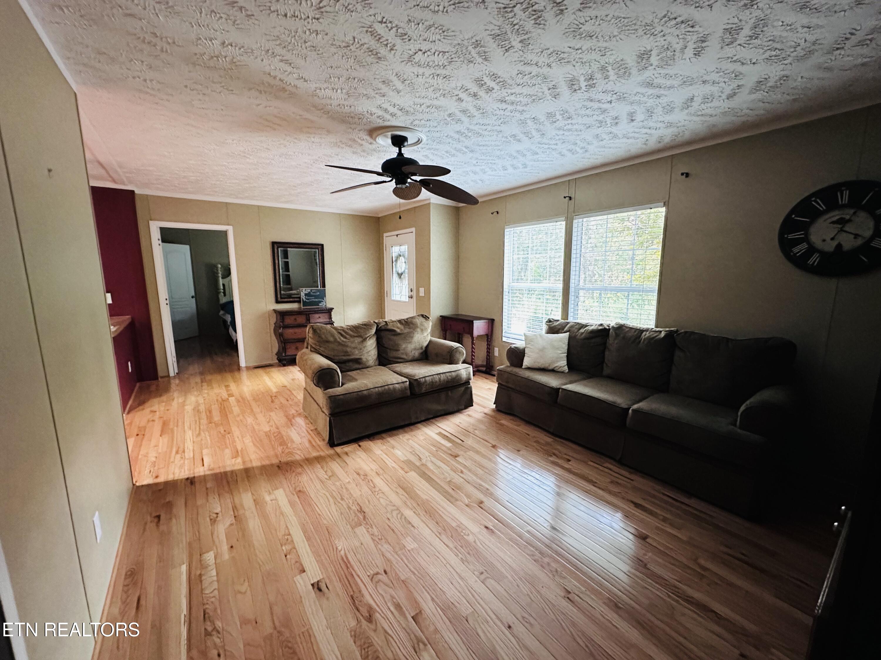 206 Randall Fugate Road Spring City, TN 37381 - Photo 8 of 25 IMG_0526