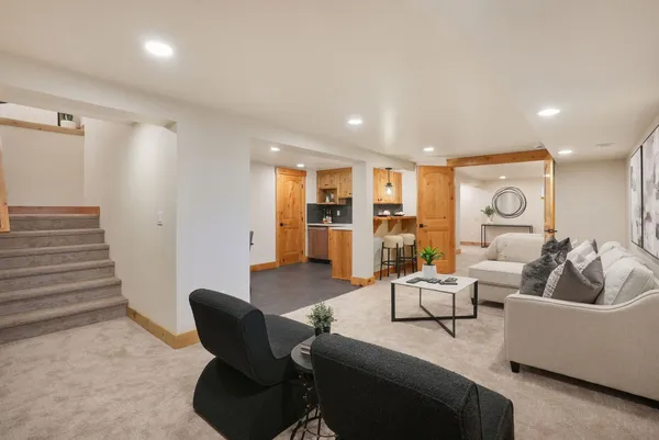 $2,000,000 | 13827 East 46th Avenue, Veradale, WA 99037