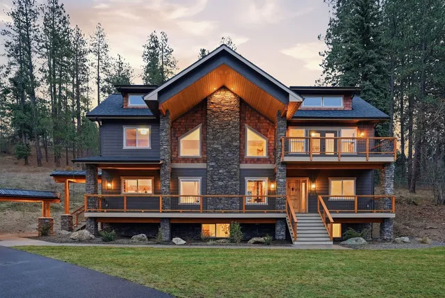 $2,000,000 | 13827 East 46th Avenue, Veradale, WA 99037