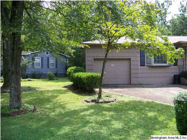 616 Rollingwood Road Birmingham, AL 35235 - Photo 2 of 18