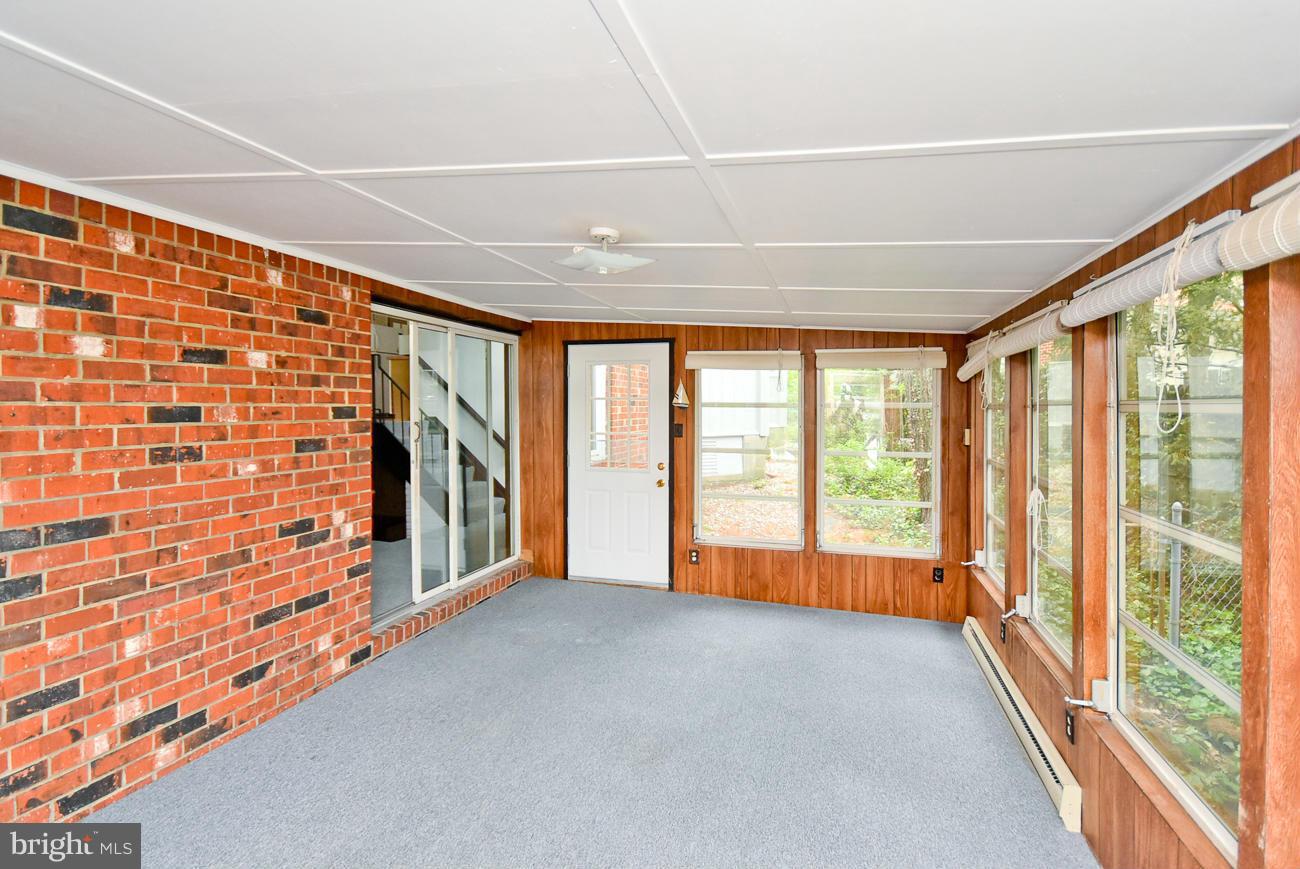 195 Cornfield Road Pasadena, MD 21122 - Photo 10 of 19 Interior (General)