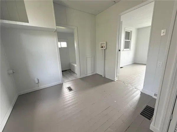 $995 | 2487 Walnut Street, Hermitage, PA 16148