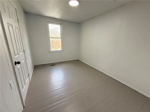 $995 | 2487 Walnut Street, Hermitage, PA 16148