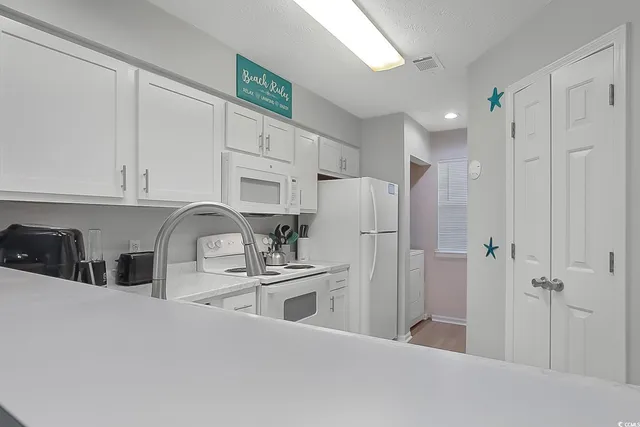 $1,600 | 510 White River Drive, Unit 24B, Myrtle Beach, SC 29579