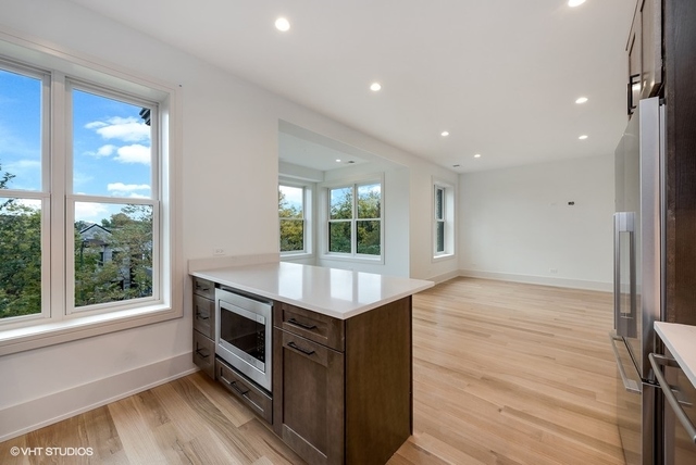 1508 West Addison Street Chicago, IL 60613 - Photo 4 of 18