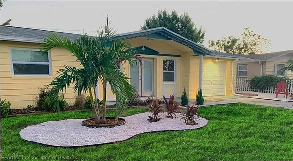 $5,000 | 4142 Woodfield Avenue, Holiday, FL 34691