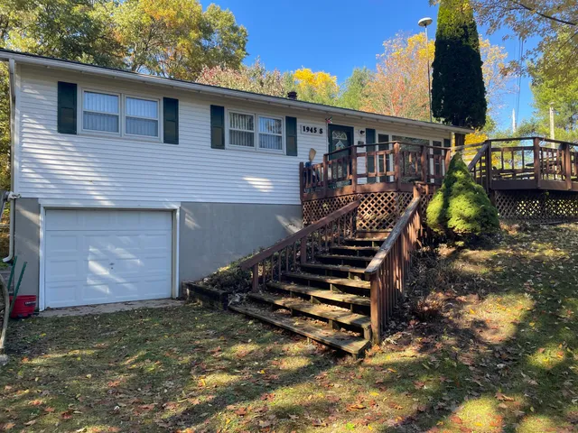 $220,000 | 1945 South 200th Avenue, Hesperia, MI 49421