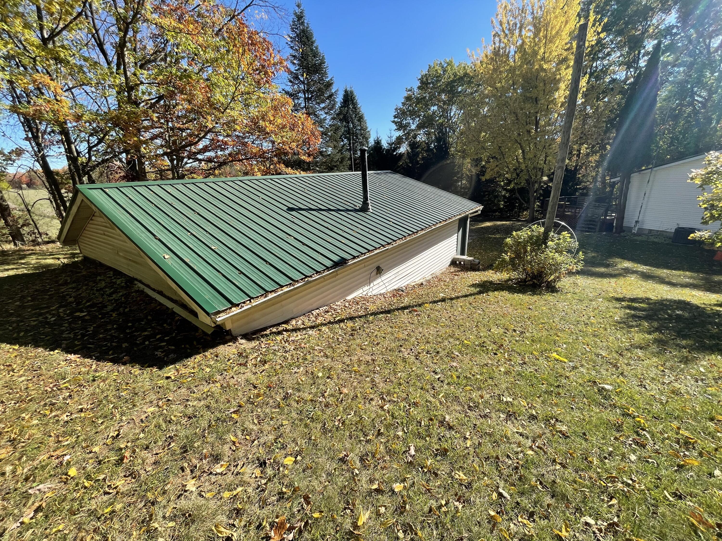 1945 South 200th Avenue Hesperia, MI 49421 - Photo 15 of 40 IMG_4295