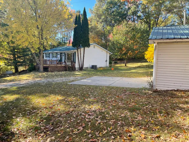 $220,000 | 1945 South 200th Avenue, Hesperia, MI 49421