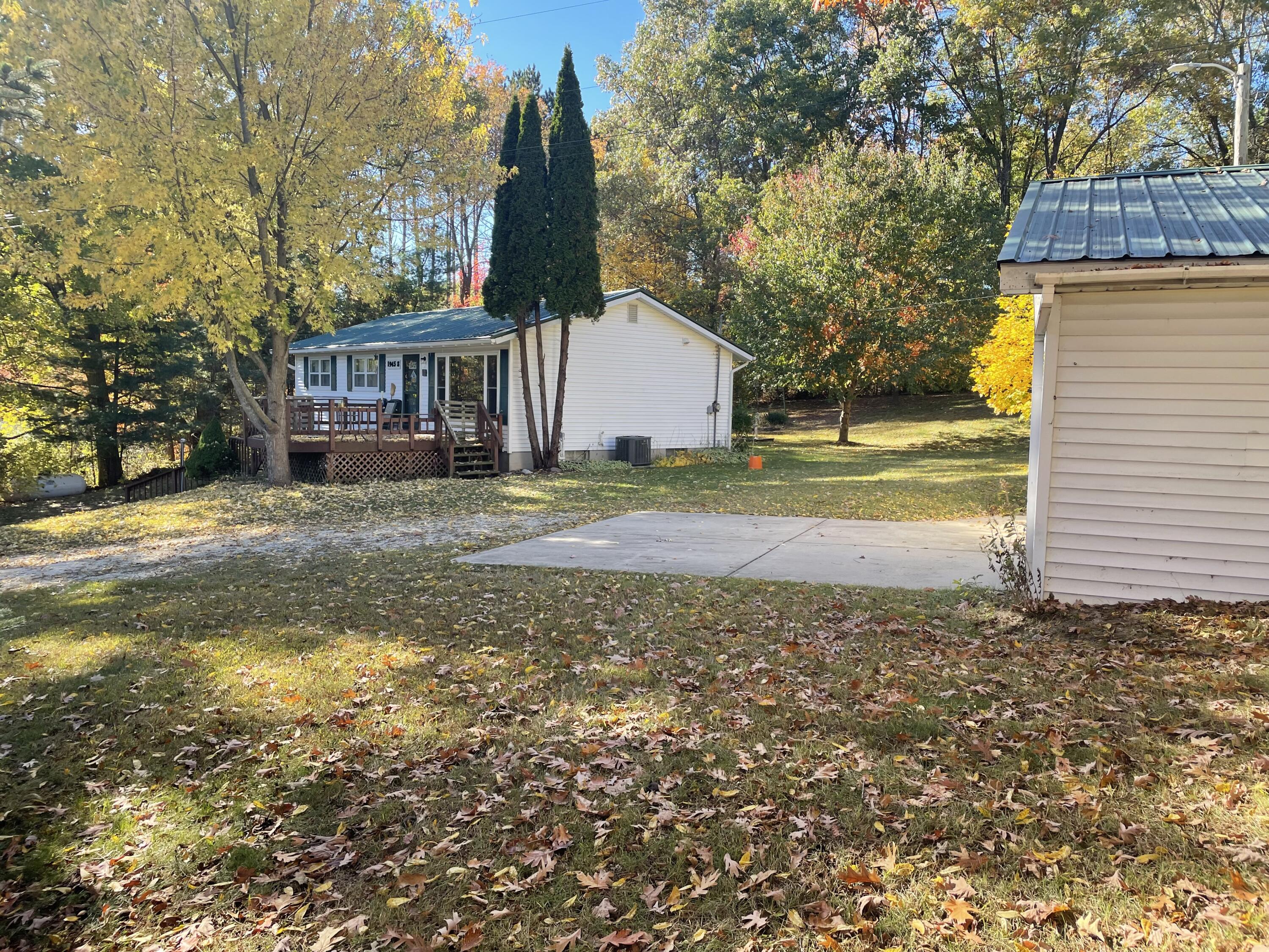 1945 South 200th Avenue Hesperia, MI 49421 - Photo 16 of 40 IMG_4299