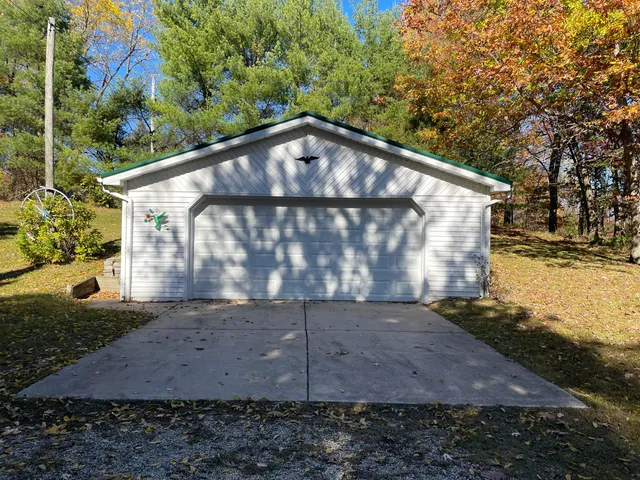 $220,000 | 1945 South 200th Avenue, Hesperia, MI 49421