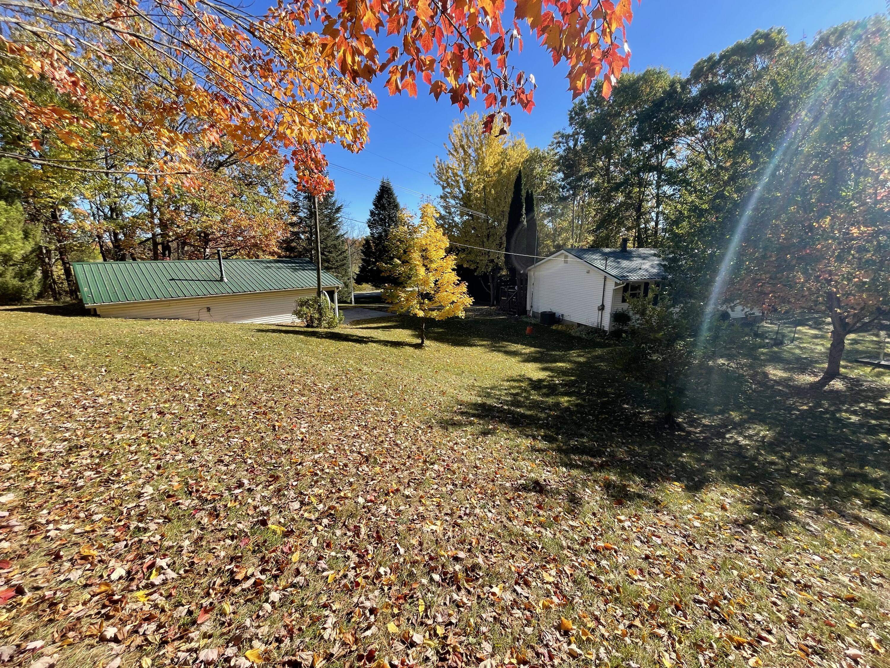 1945 South 200th Avenue Hesperia, MI 49421 - Photo 7 of 40 IMG_4230