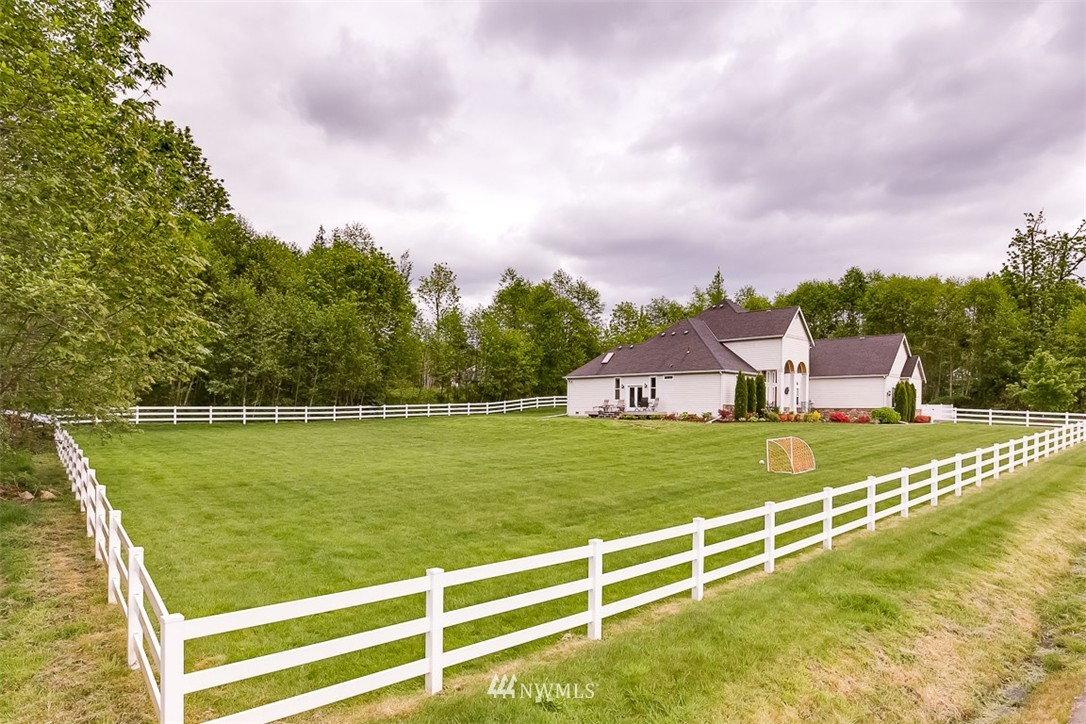 5611 Pilchuck Tree Farm Road Snohomish, WA 98290 - Photo 16 of 19 Gallery Image 16