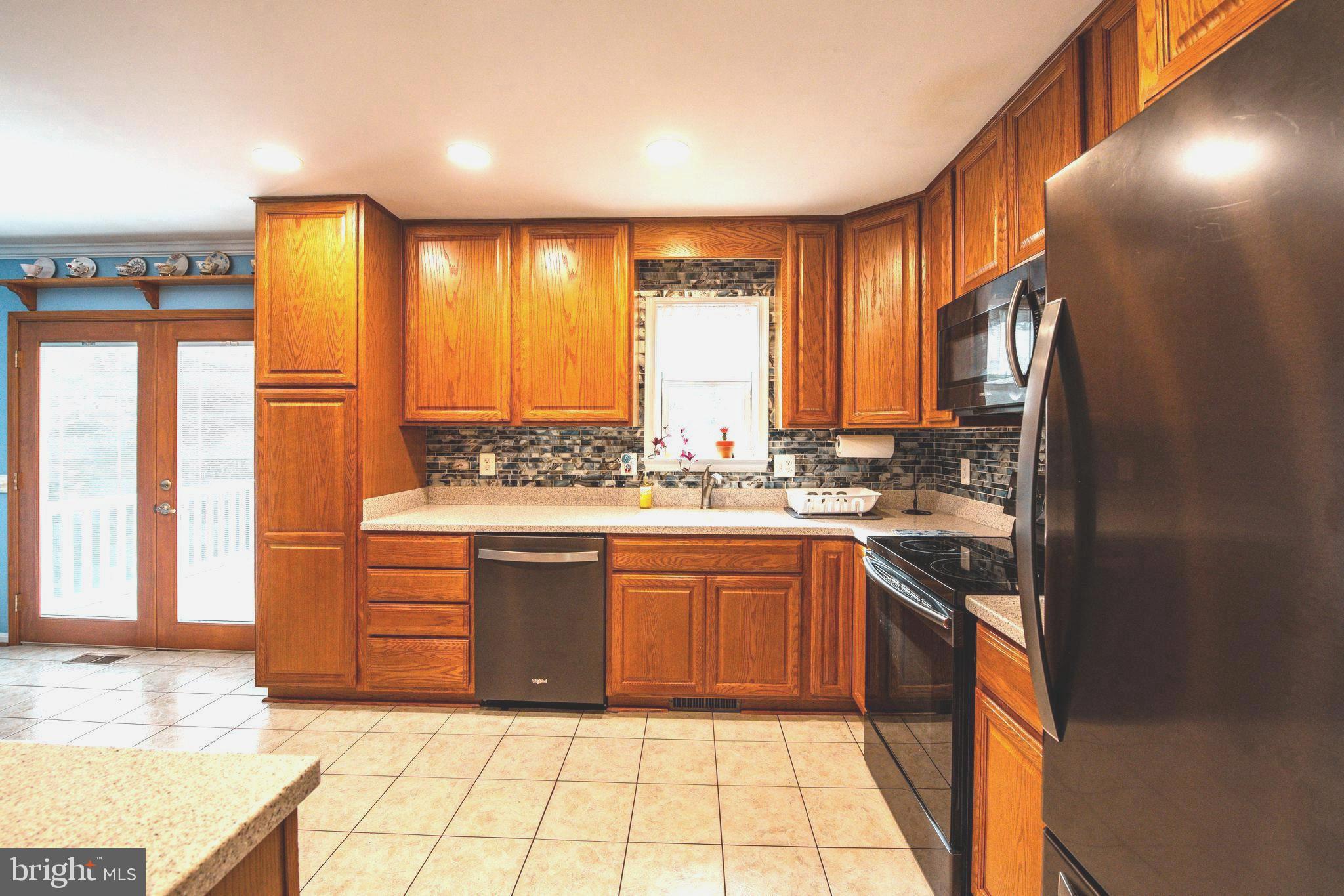7019 Saw Mill Road Lusby, MD 20657 - Photo 6 of 64 Gorgeous Titled Backsplash!
