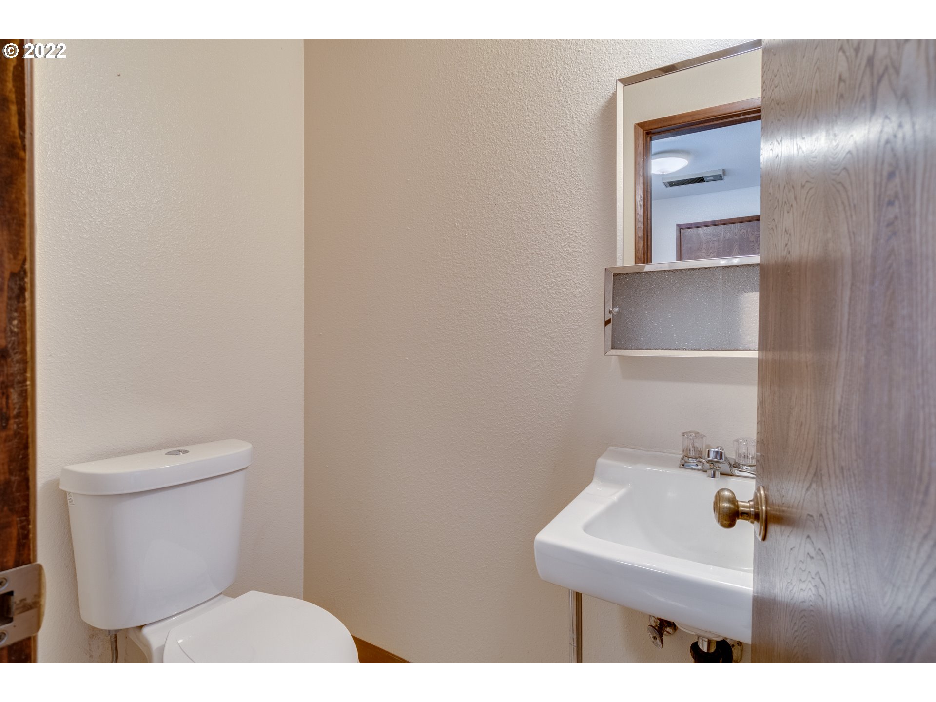 303 East Yacolt Road Yacolt, WA 98675 - Photo 10 of 32 Bathroom